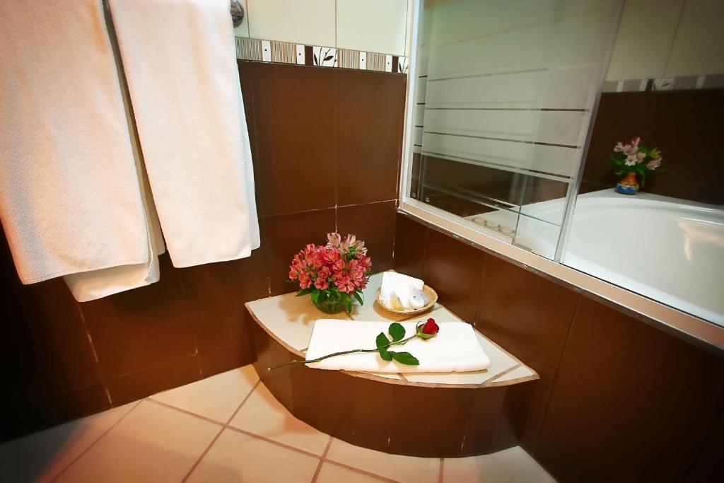 Puertolago Country Inn & Resort Otavalo Room photo